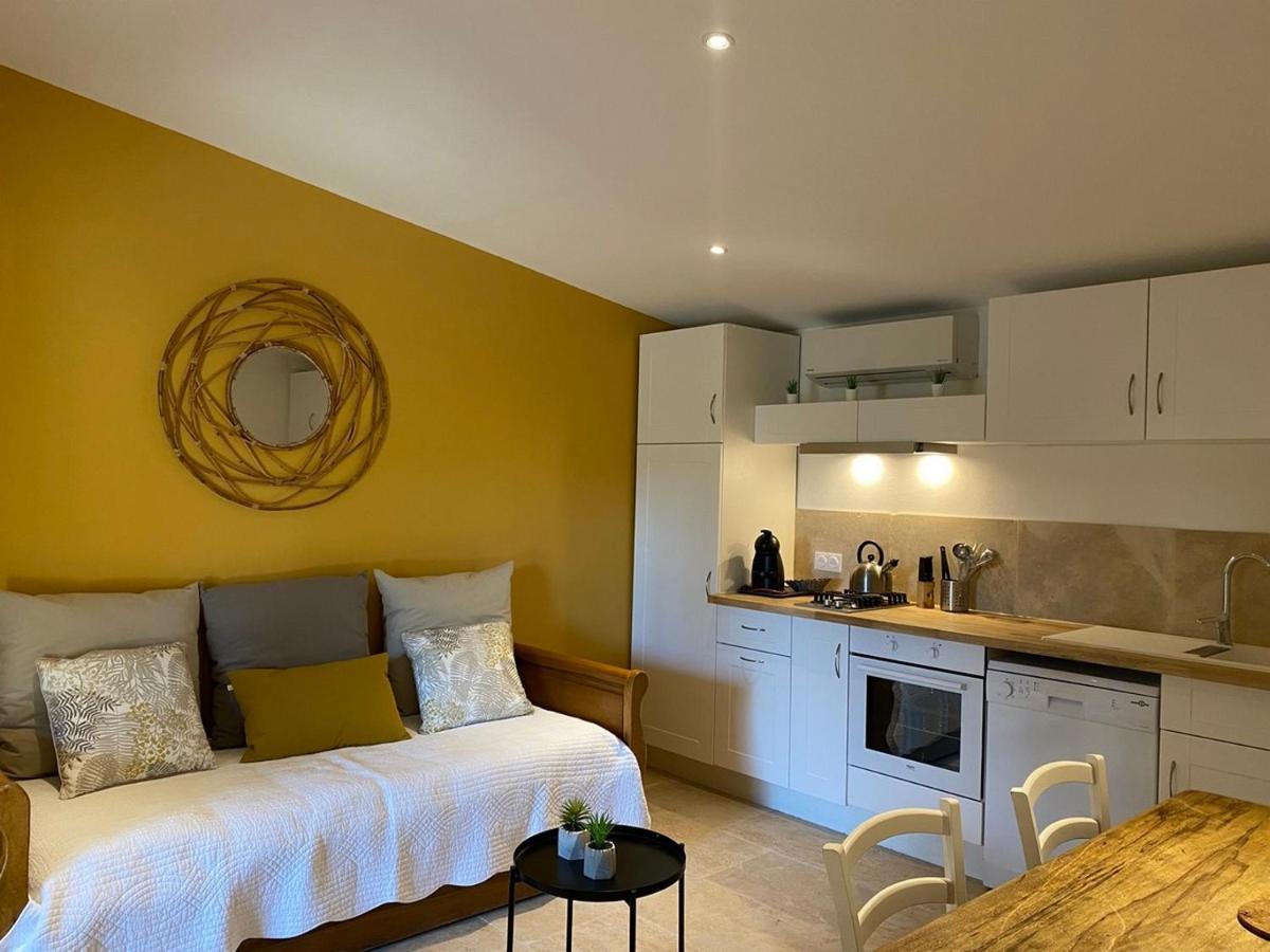 Domaine Du Mas Foucray Aparthotel Les Baux-de-Provence Luaran gambar