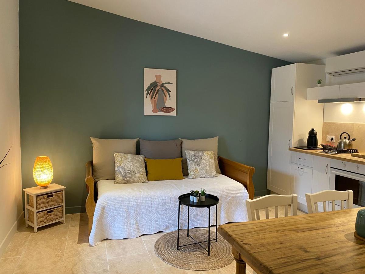 Domaine Du Mas Foucray Aparthotel Les Baux-de-Provence Luaran gambar