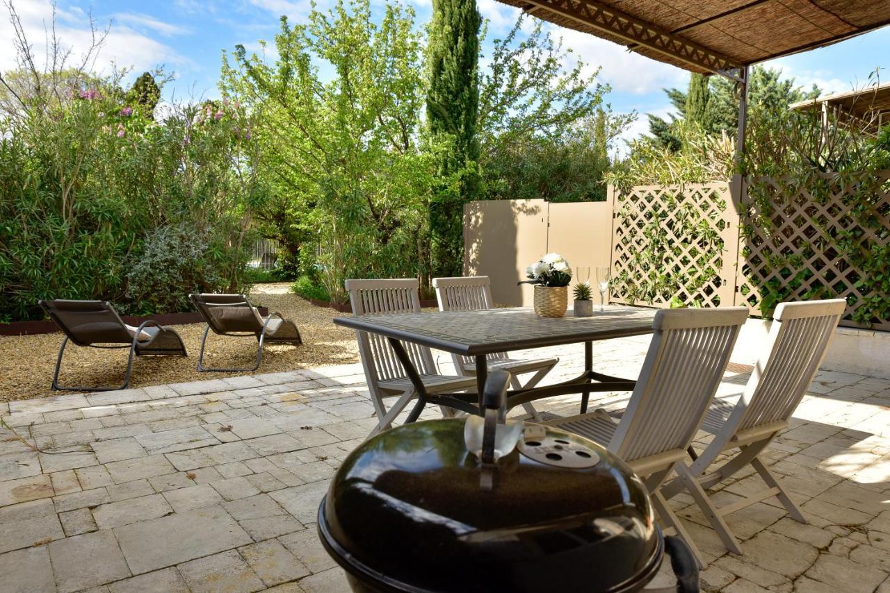 Domaine Du Mas Foucray Aparthotel Les Baux-de-Provence Luaran gambar
