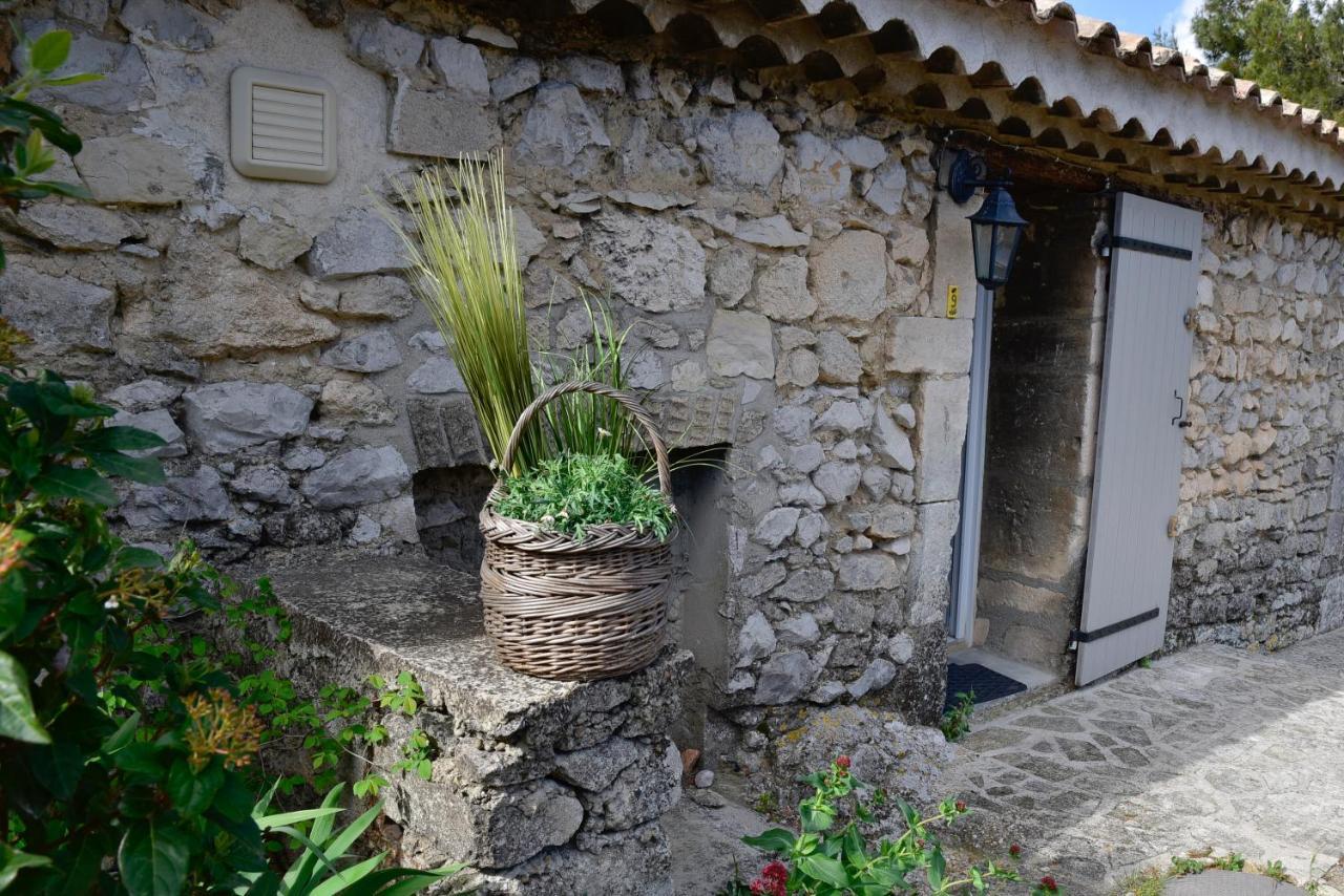Domaine Du Mas Foucray Aparthotel Les Baux-de-Provence Luaran gambar