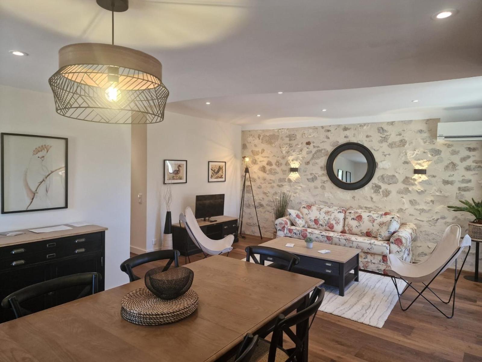 Domaine Du Mas Foucray Aparthotel Les Baux-de-Provence Luaran gambar